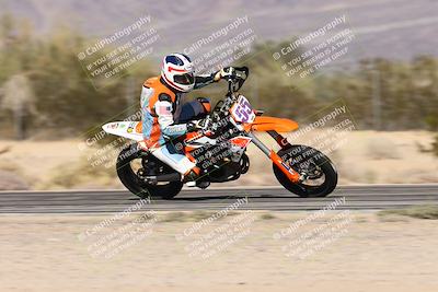 media/Dec-01-2025-Moto Forza (Mon) [[2daa91e15f]]/2-Intermediate Group/Session 3 (Turn 7 Inside Pans)/